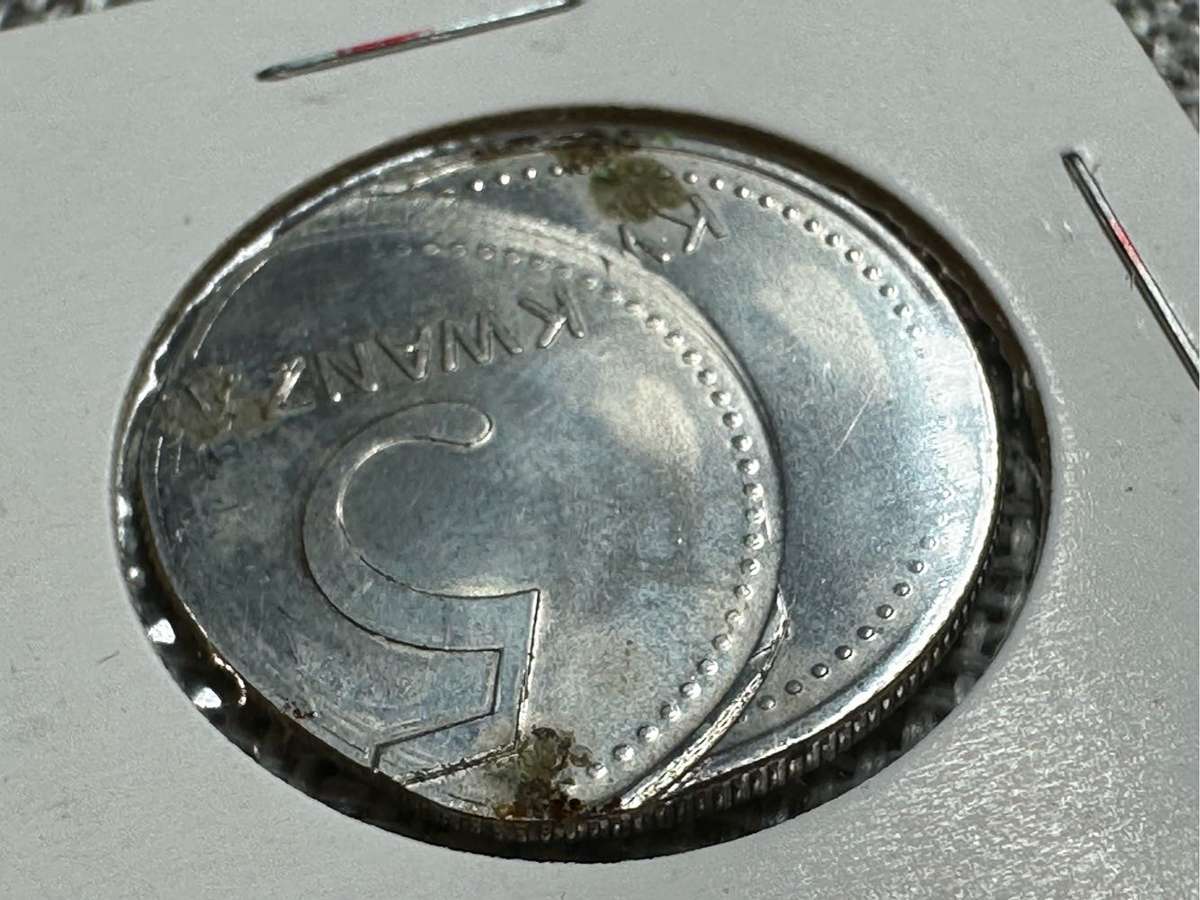 5 Kwanza Angola Error Coin