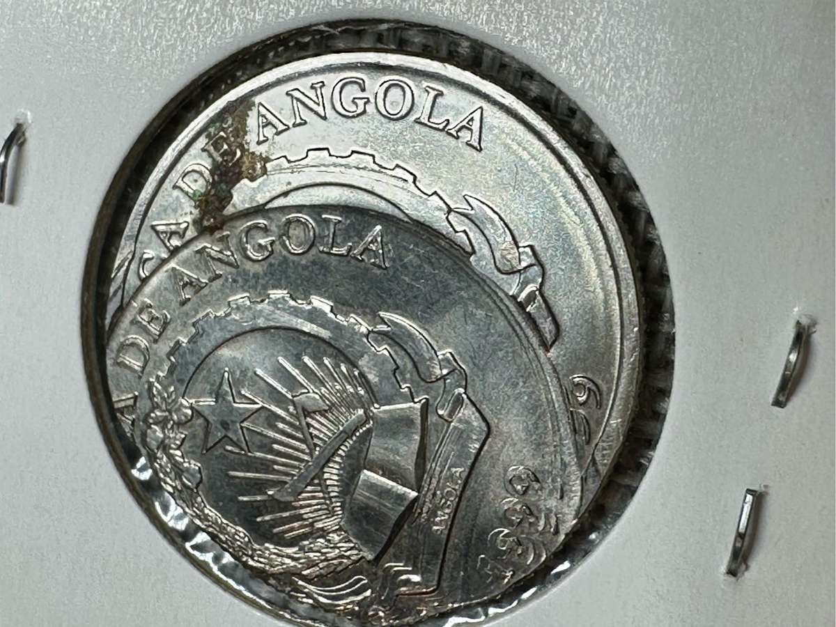 5 Kwanza Angola Error Coin