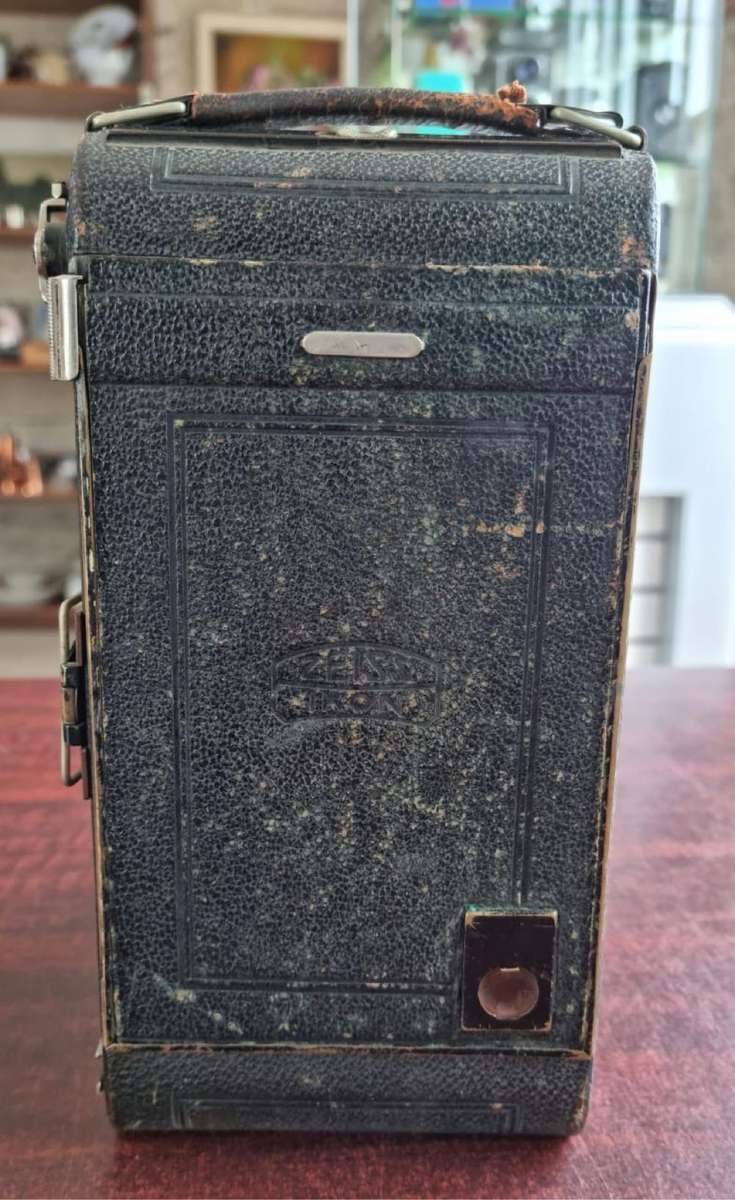 Zeiss Ikon Compur folding camera