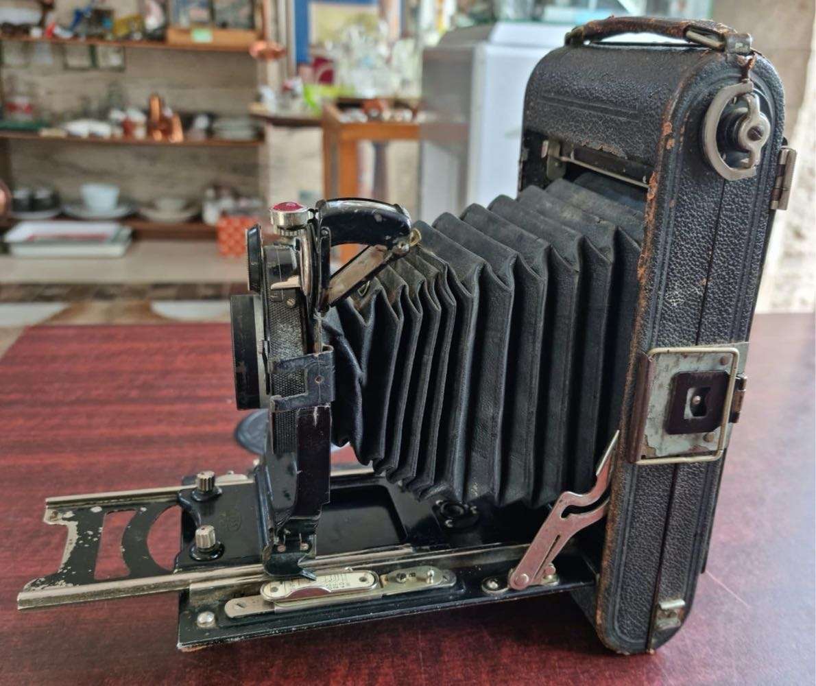 Zeiss Ikon Compur folding camera