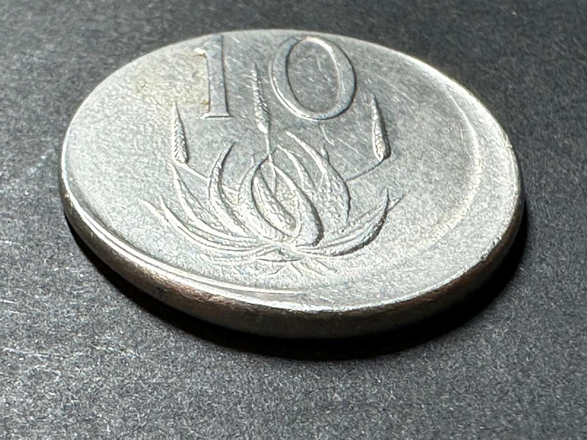 1965 English Error 10 cent coin