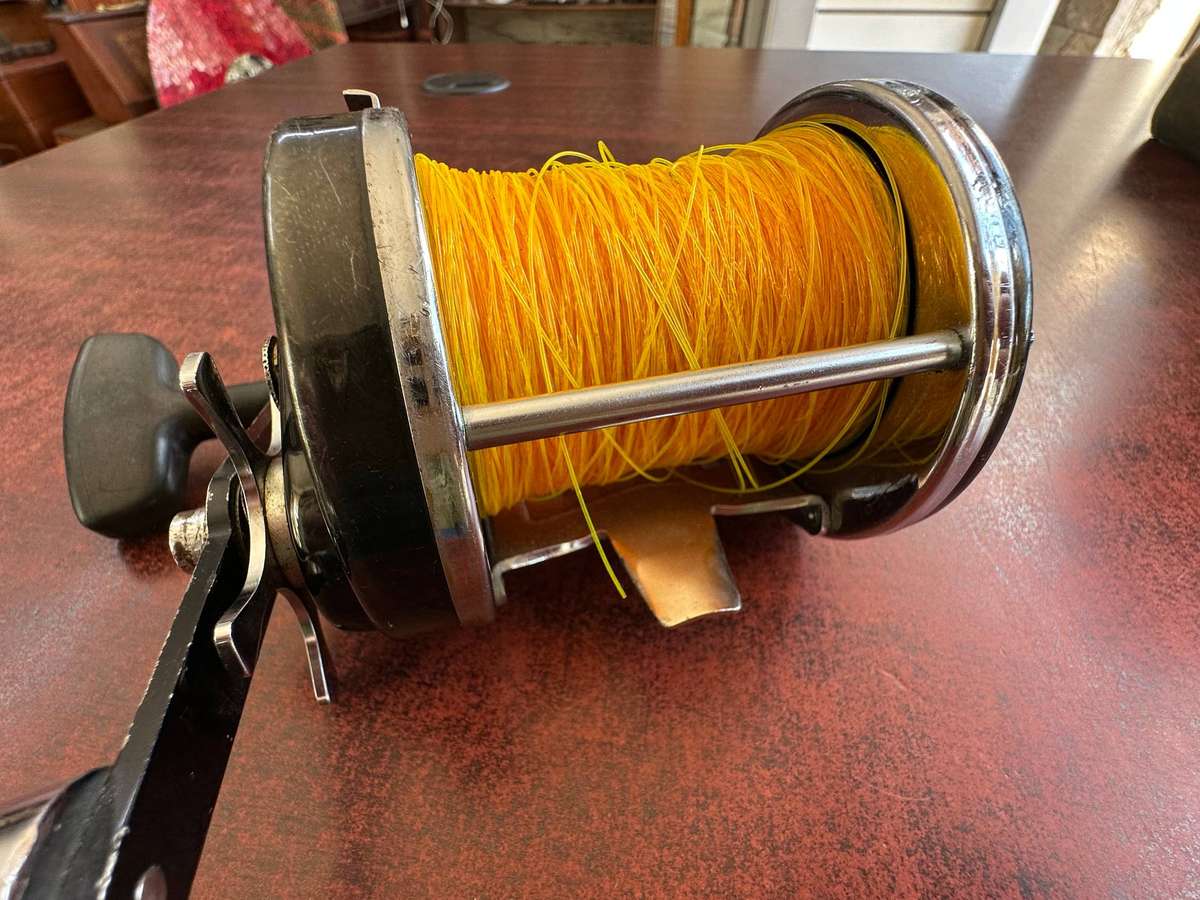 Abu Ambassador 10000 CA Fishing reel