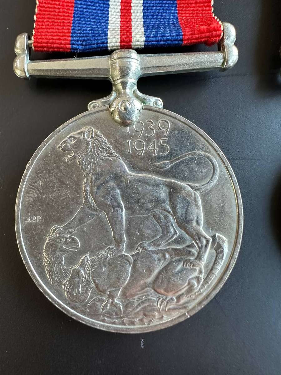 WW2 medal pair with silver Africa medal