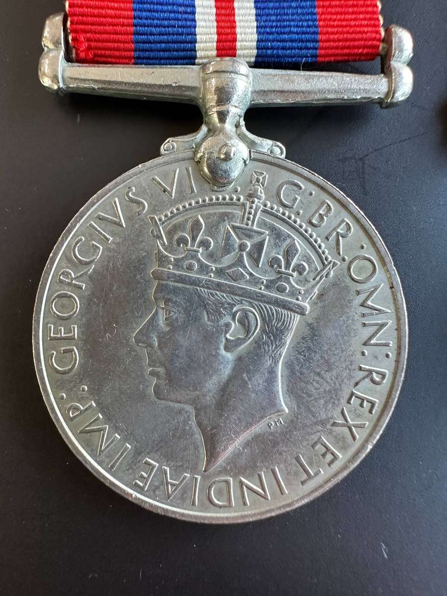 WW2 medal pair with silver Africa medal