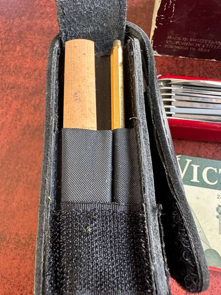 VictorInox Swiss Champ knife