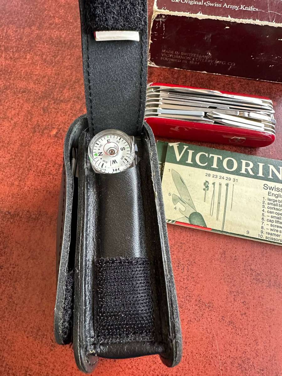 VictorInox Swiss Champ knife