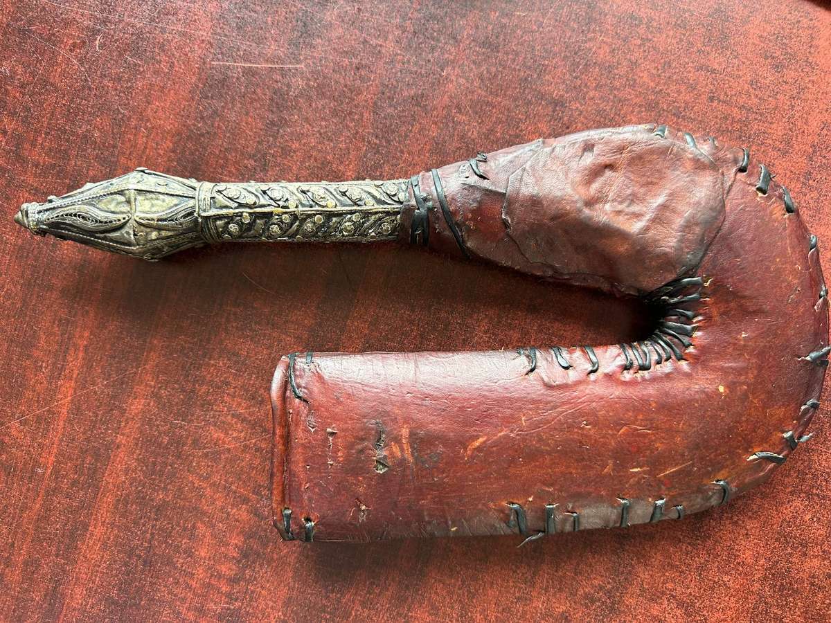 Islamic Jambia dagger.