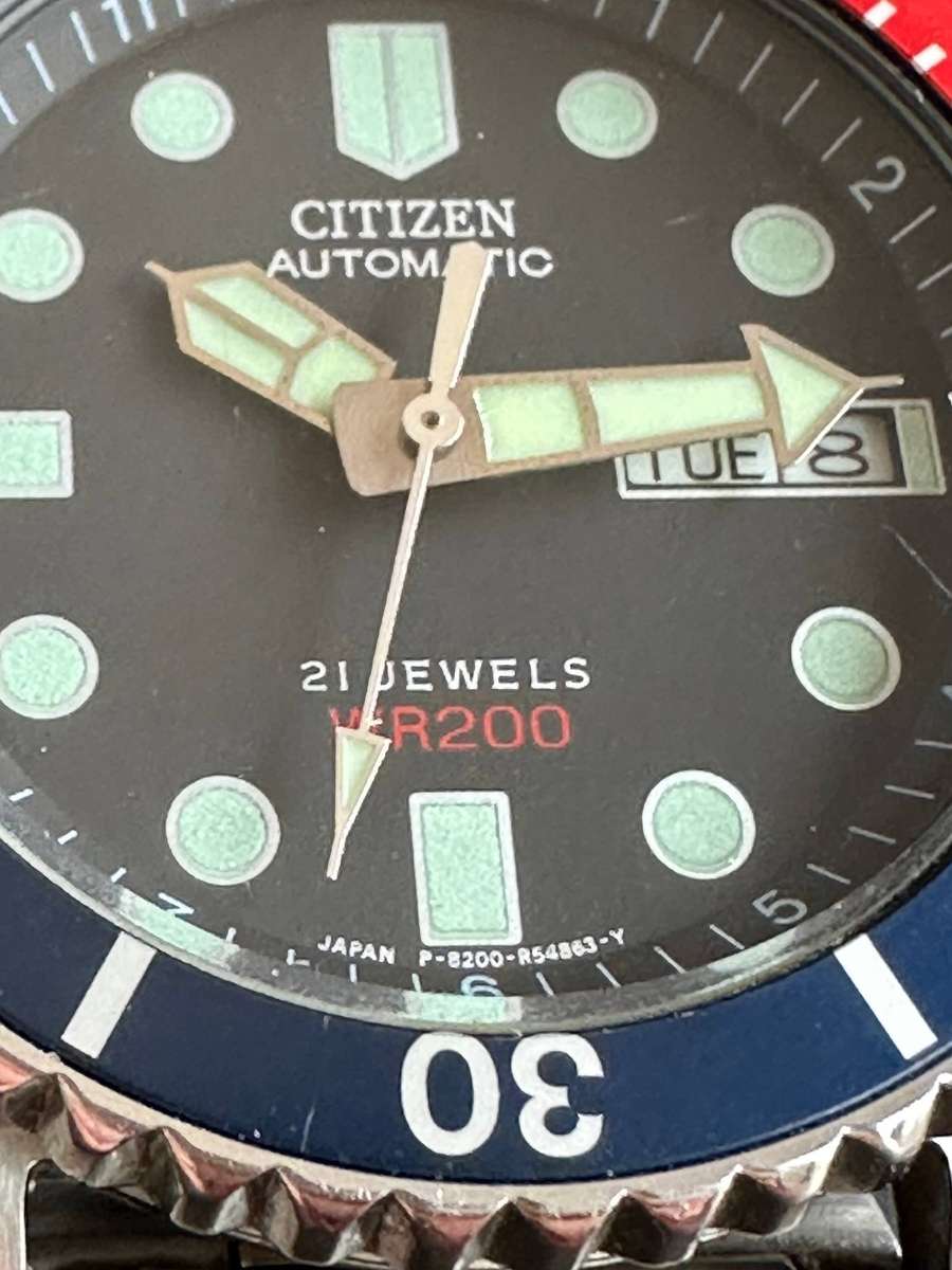 A Citizen automatic WR200 mens wristwatch