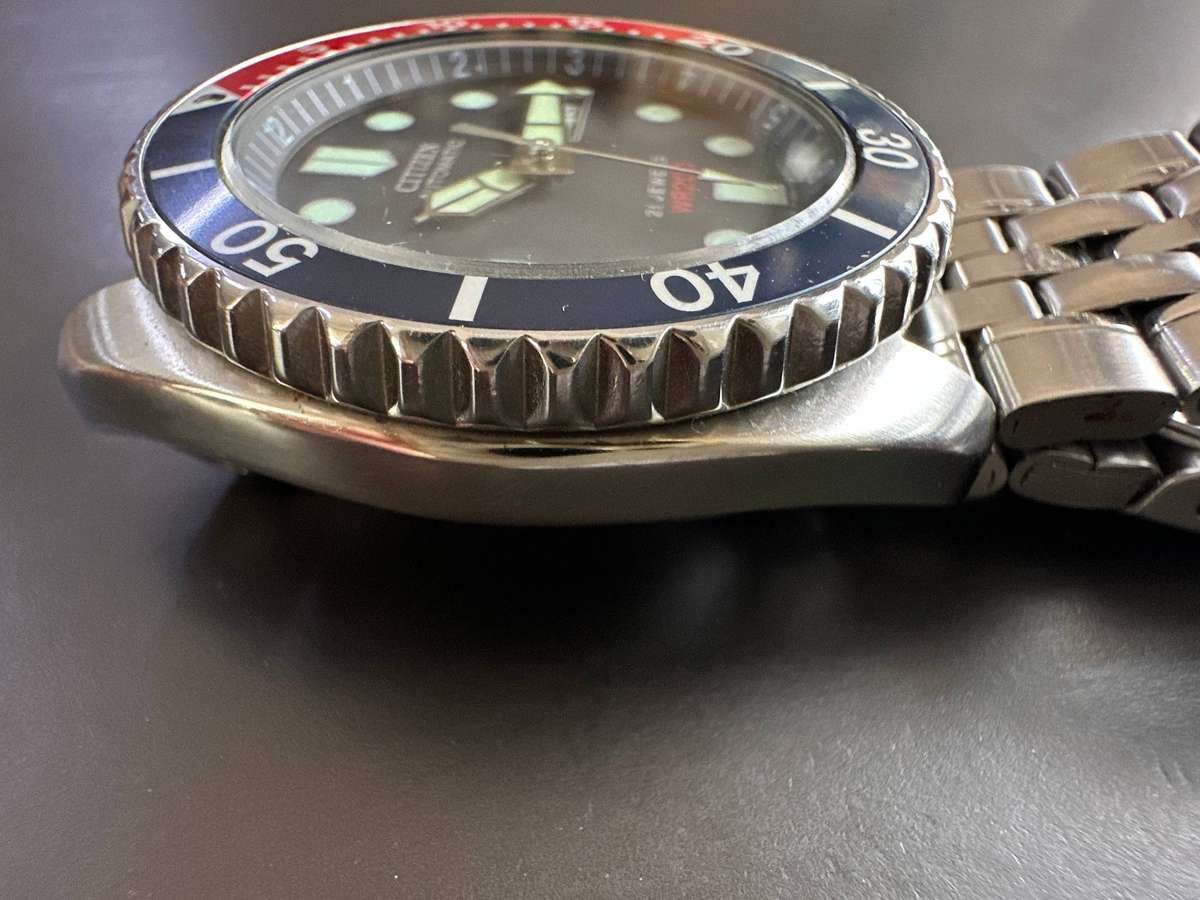A Citizen automatic WR200 mens wristwatch