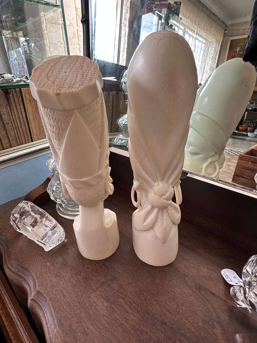 Set of 2 Carved Elephant Sculptures