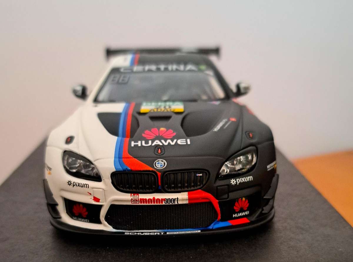Carrera BMW M6 GT3 "Schubert Motorsport" Digital Slot Car 1/32