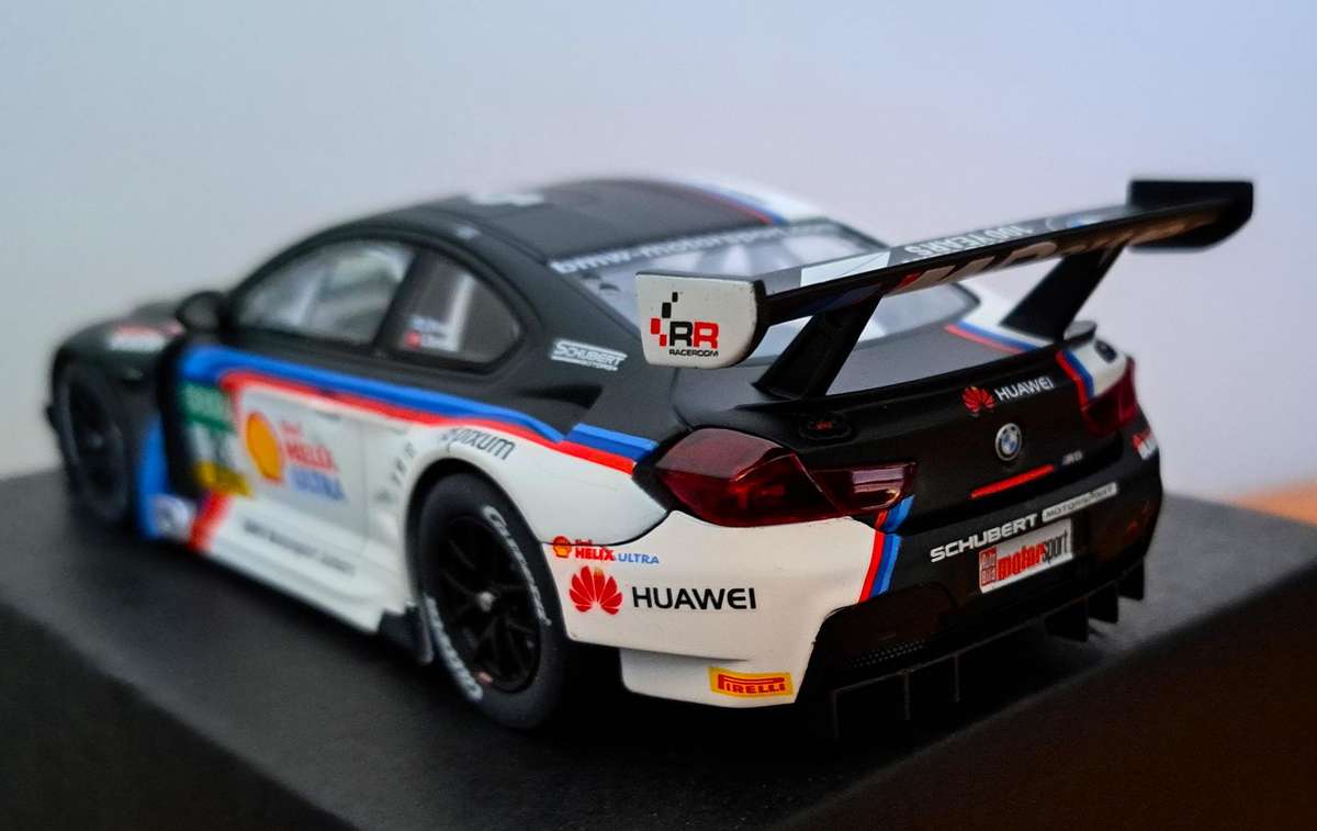 Carrera BMW M6 GT3 "Schubert Motorsport" Digital Slot Car 1/32