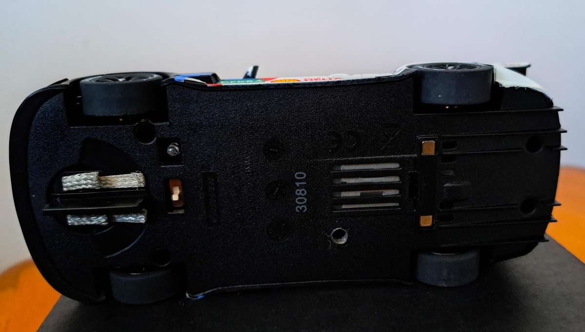 Carrera BMW M6 GT3 "Schubert Motorsport" Digital Slot Car 1/32