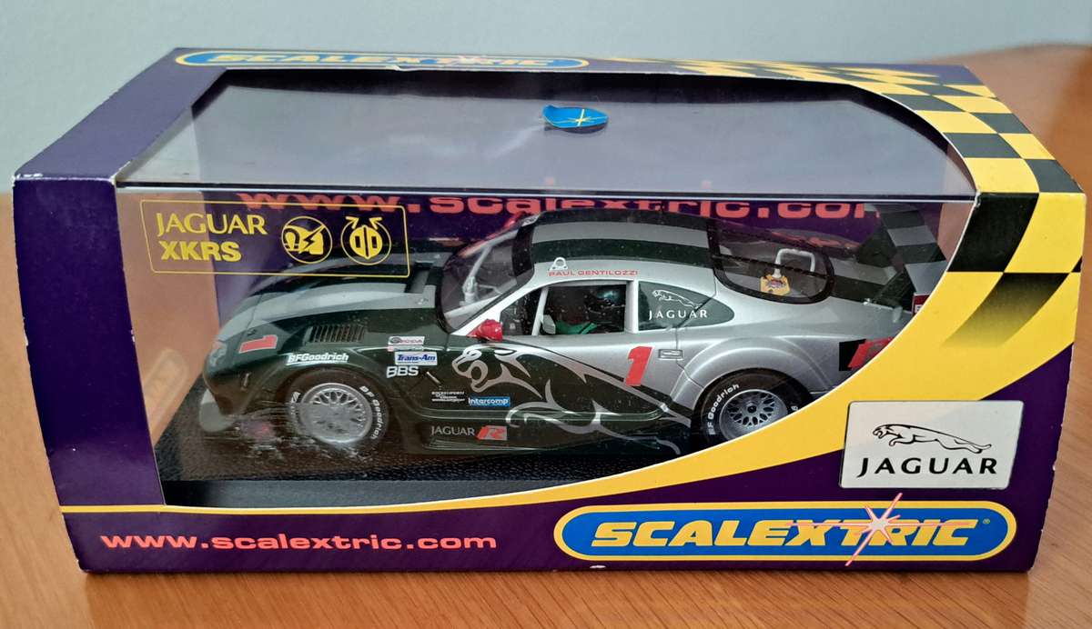 Scalextric Jaguar XKRS Analogue Slot Car 1/32