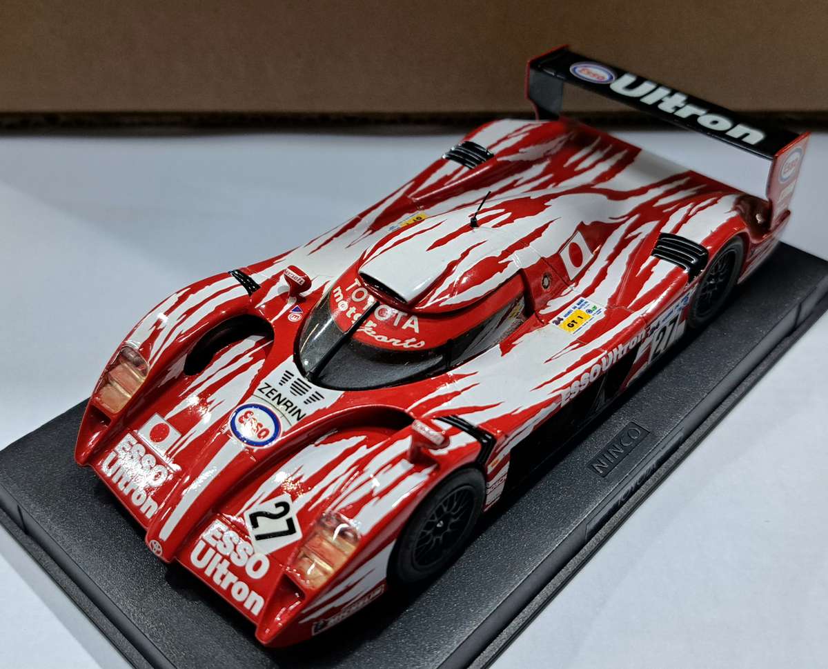 Toyota GT1 TS020 "Ultron" Analogue Slot Car 1/32
