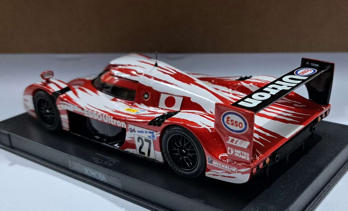 Toyota GT1 TS020 "Ultron" Analogue Slot Car 1/32