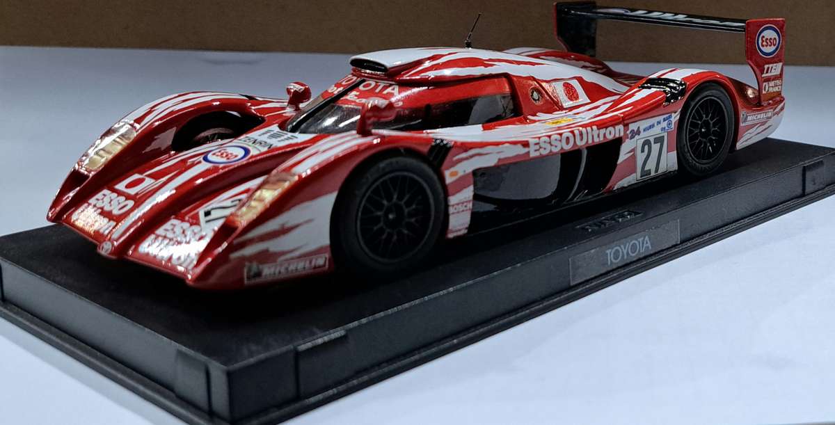 Toyota GT1 TS020 "Ultron" Analogue Slot Car 1/32
