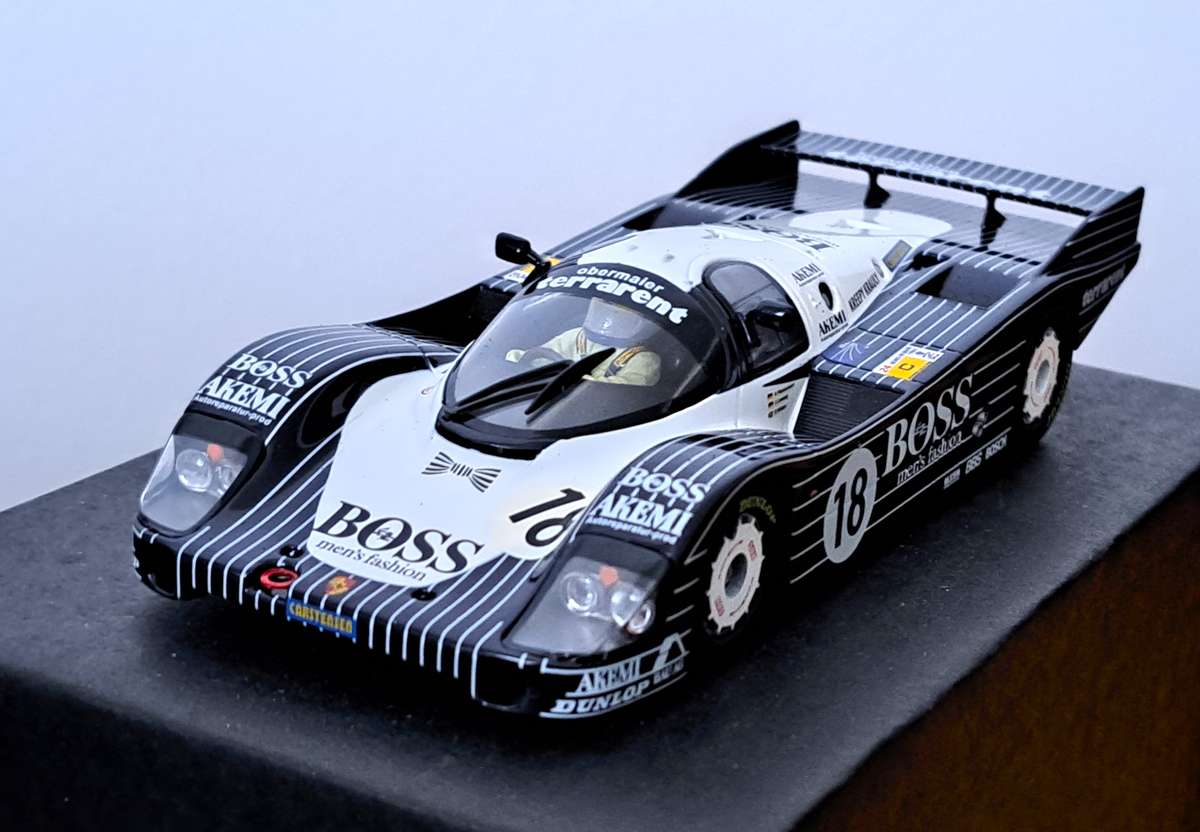 Slot.It Porsche 956C "Boss" Analogue Slot Car 1/32