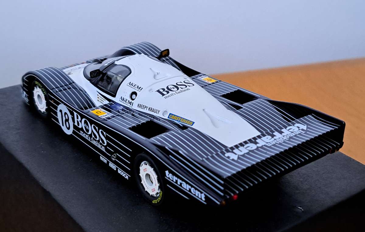 Slot.It Porsche 956C "Boss" Analogue Slot Car 1/32