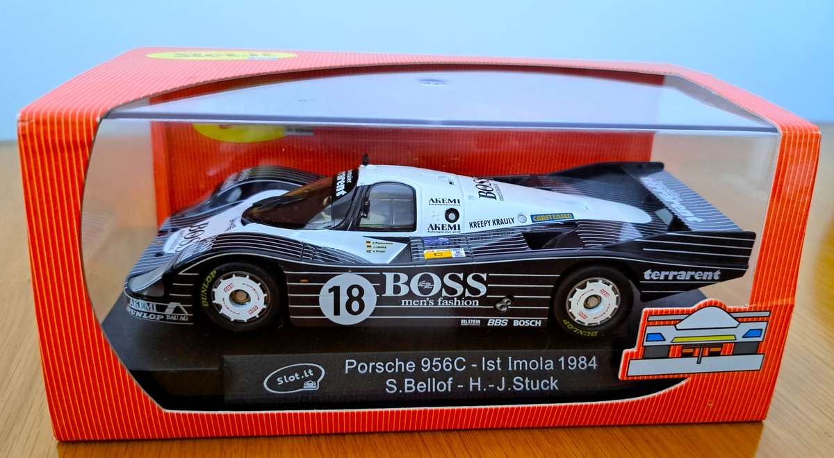 Slot.It Porsche 956C "Boss" Analogue Slot Car 1/32