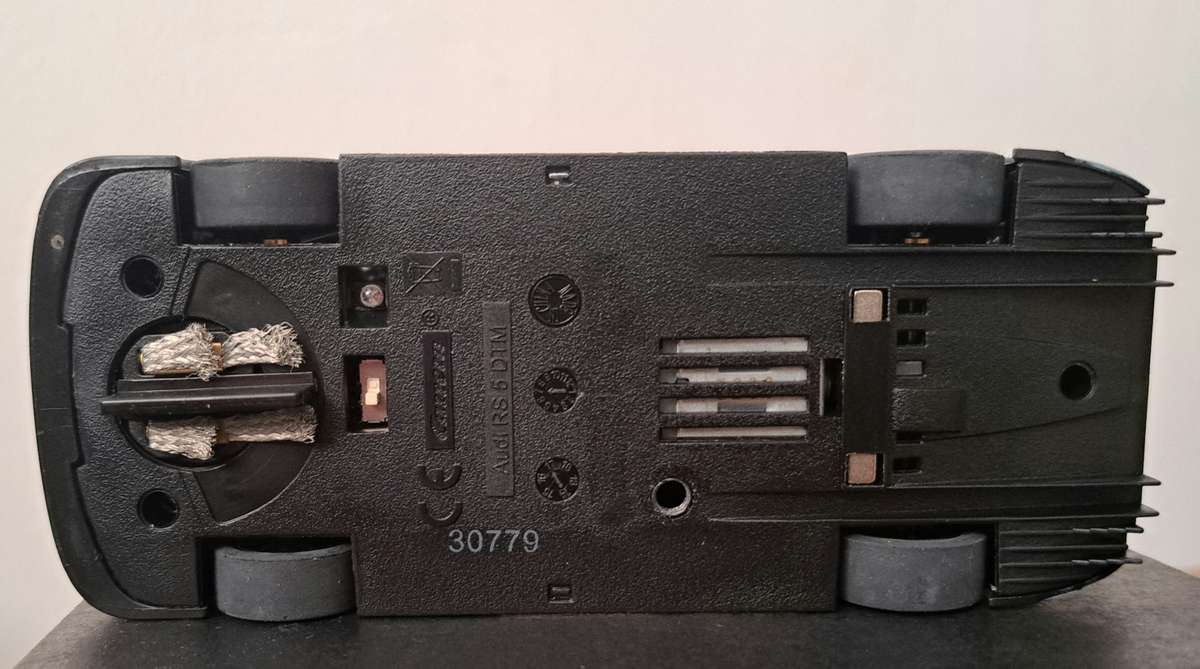 Carrera Audi RS5 DTM Slot Car 1/32