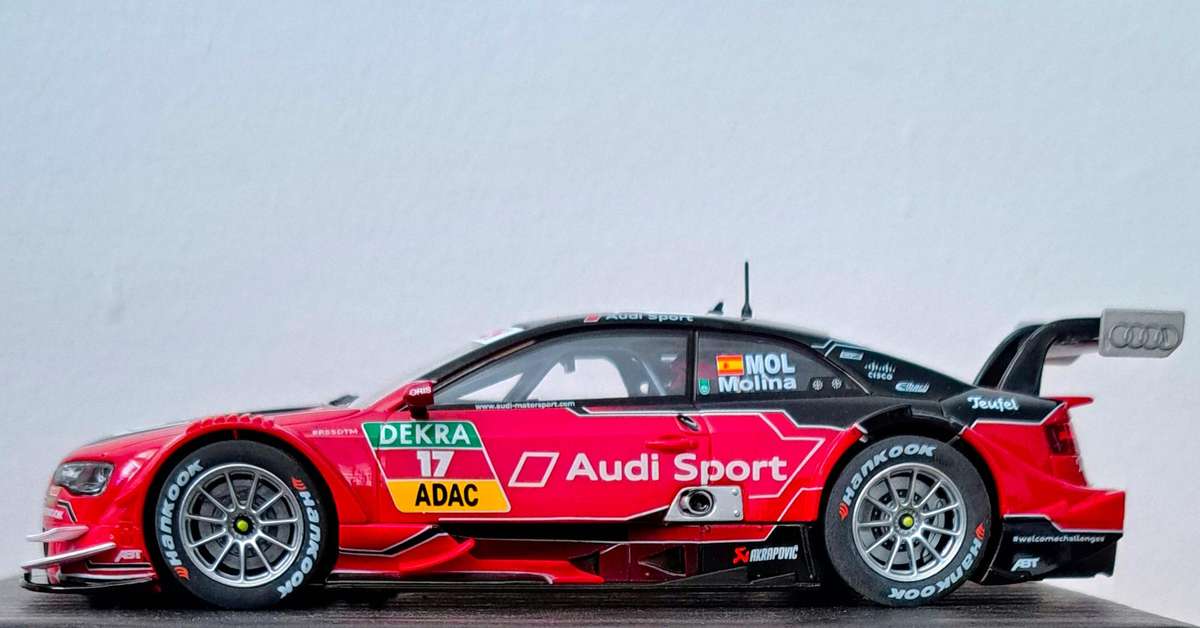 Carrera Audi RS5 DTM Digital Slot Car 1/32
