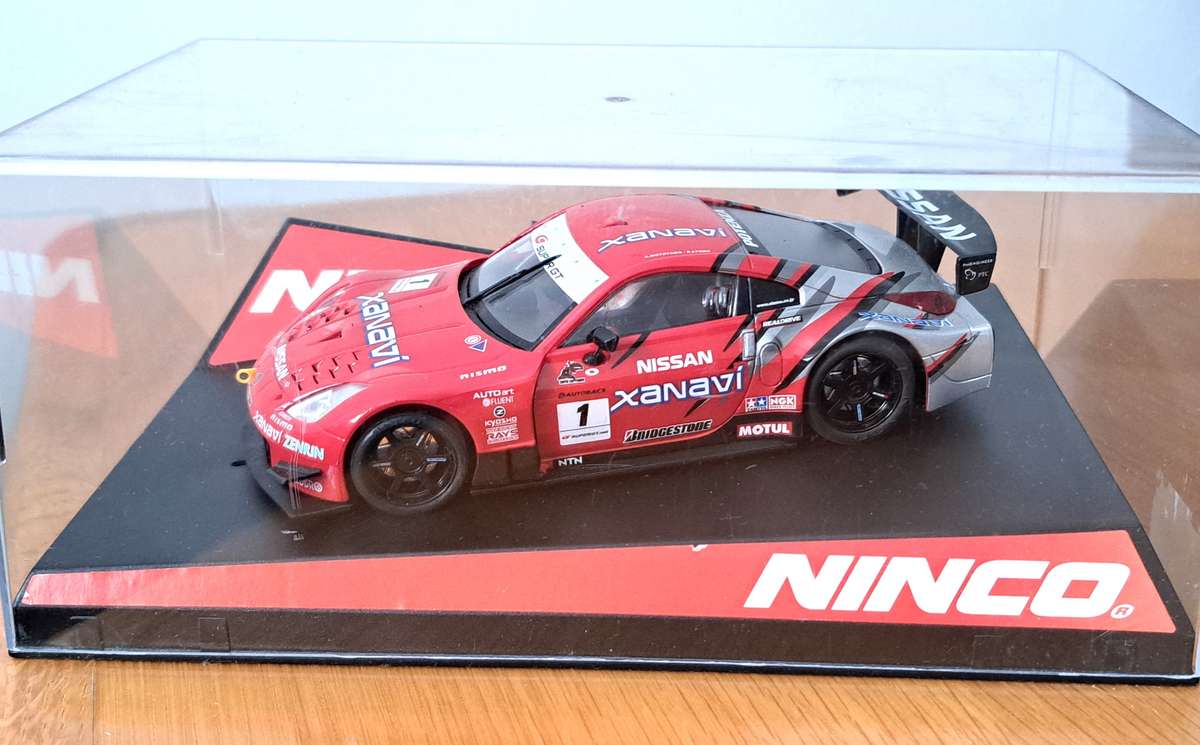 Ninco Nissan Fairlady "Xanavi" Analogue Slot Car 1/32