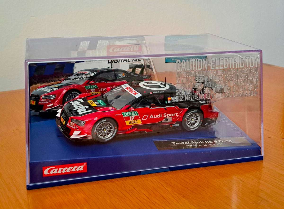 Carrera Audi RS5 DTM Digital Slot Car 1/32