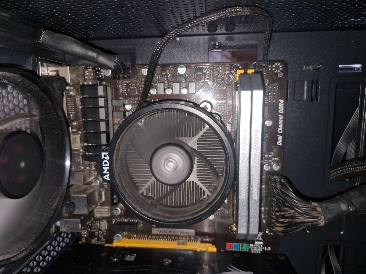 Biostar TA320, Ryzen 5 1400, 16GB Ram and SSD Combo