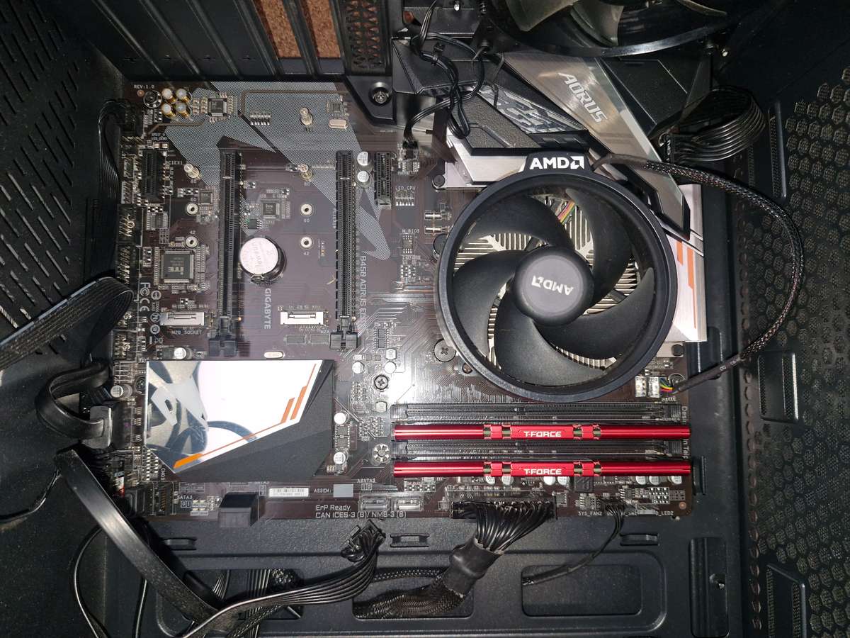 Aorus B450 Elite, Ryzen 3600, 16GB Ram Combo
