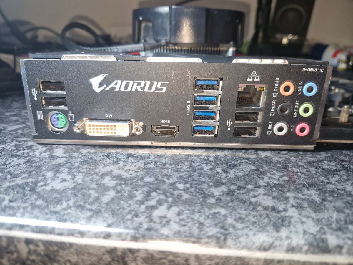 Aorus B450 Elite, Ryzen 3600, 16GB Ram Combo