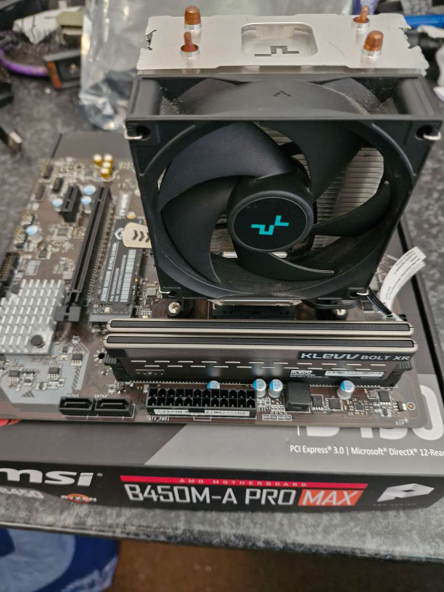 B450M , Ryzen 3700X, 16GB Ram , 256GB SSD Combo