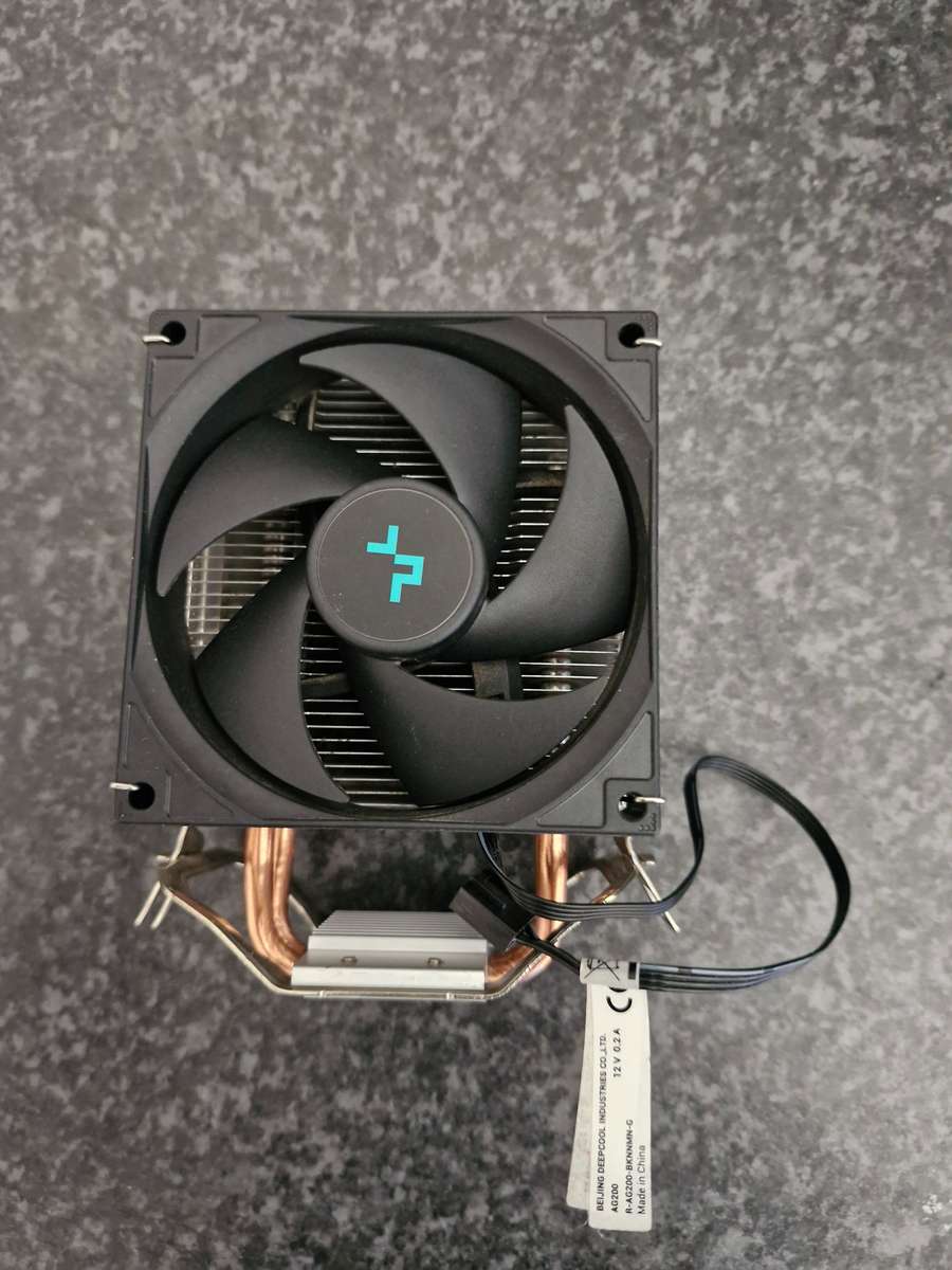 B450M , Ryzen 3700X, 16GB Ram , 256GB SSD Combo