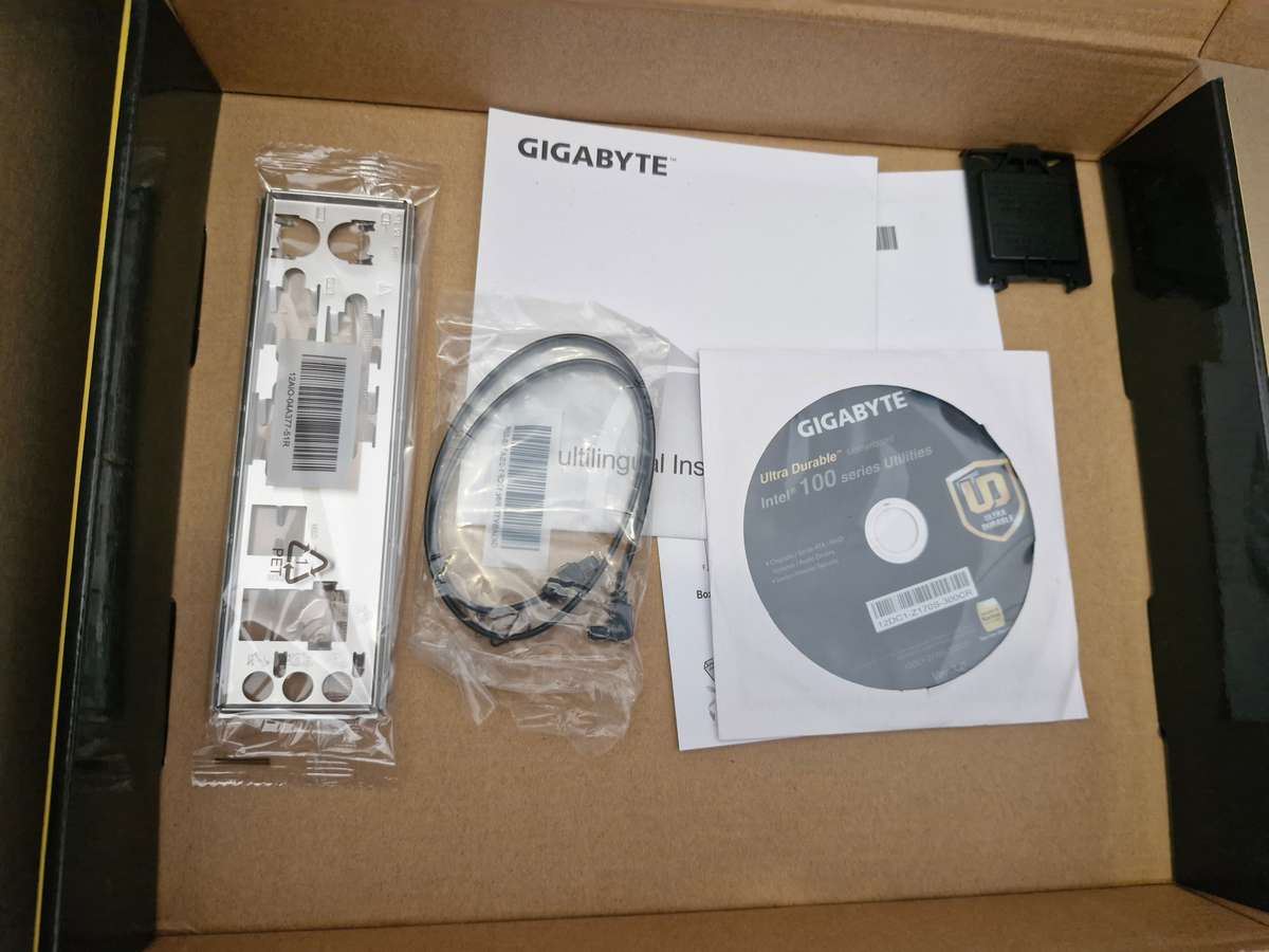 Gigabyte H110, i5 6500T, 8GB Ram combo