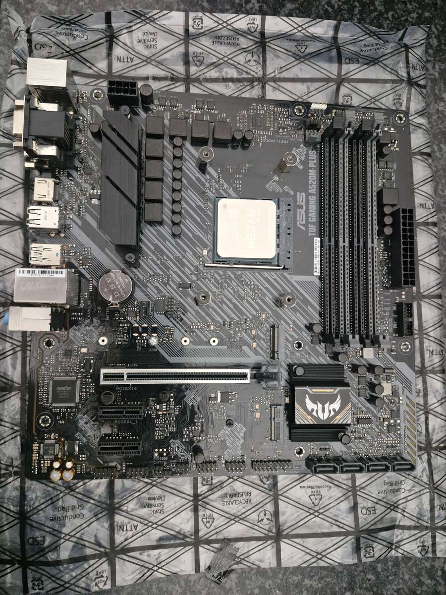 Asus Tuf A520M, 3800X , 32GB Ram Combo