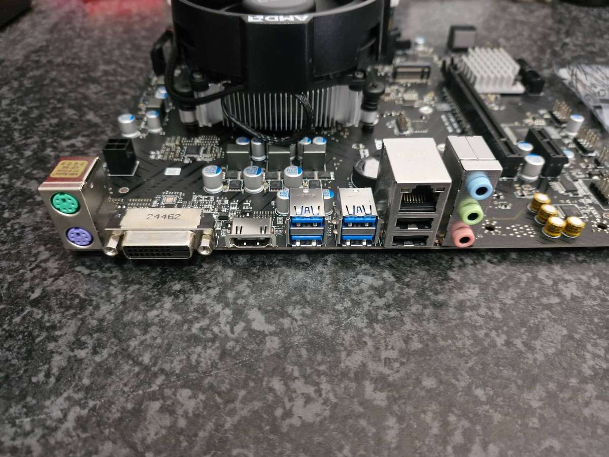 MSI B450, Ryzen 5500, 16GB Ram combo