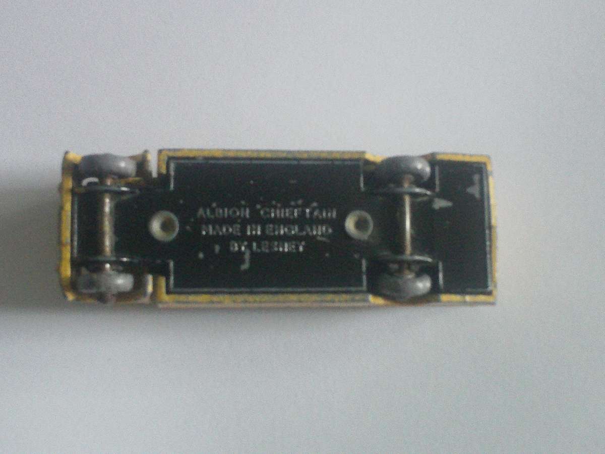 Matchbox Regular Wheels Albion Chieftain Lesney England #51a