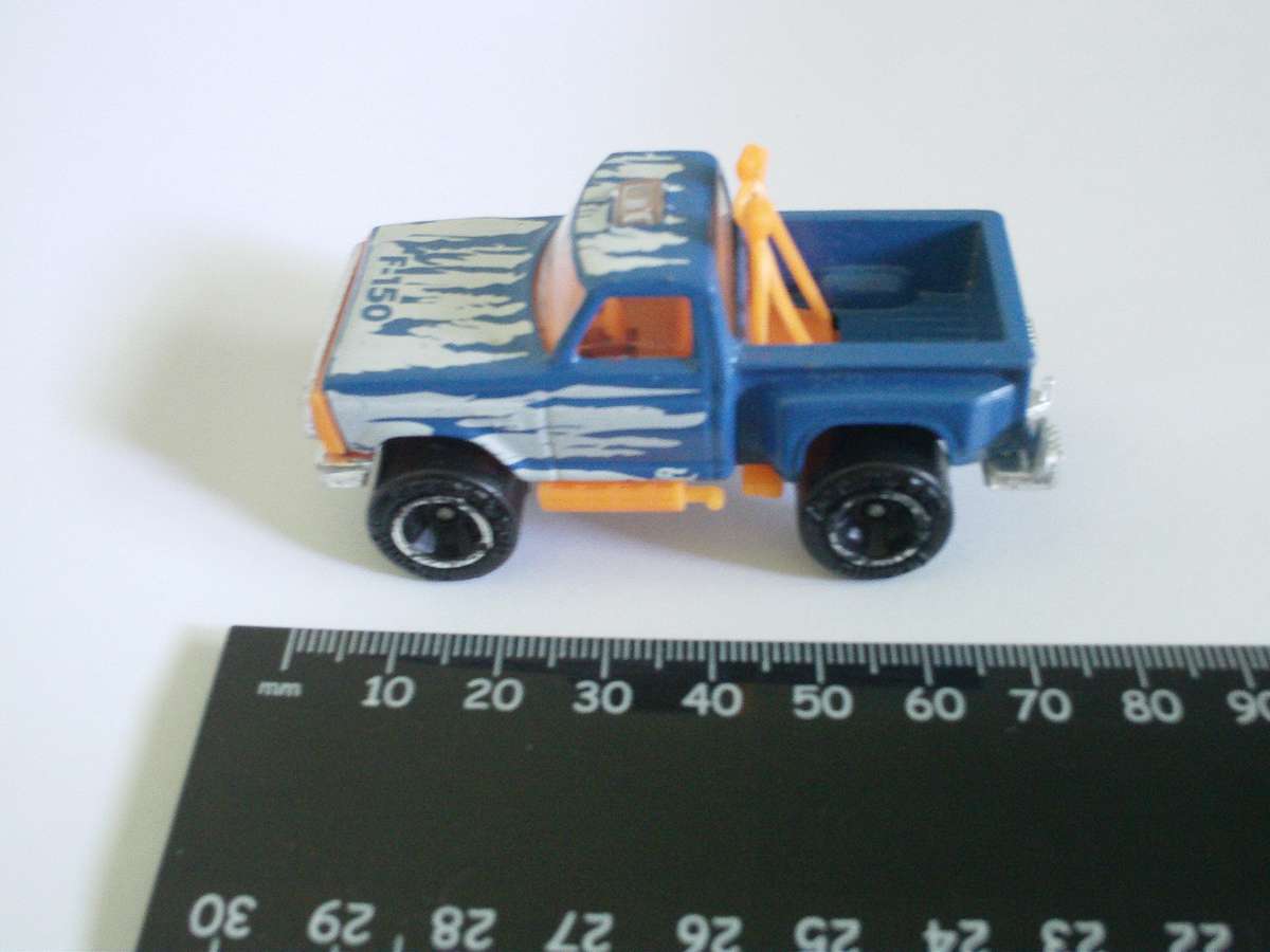 Matchbox MB55 Flareside Pickup China