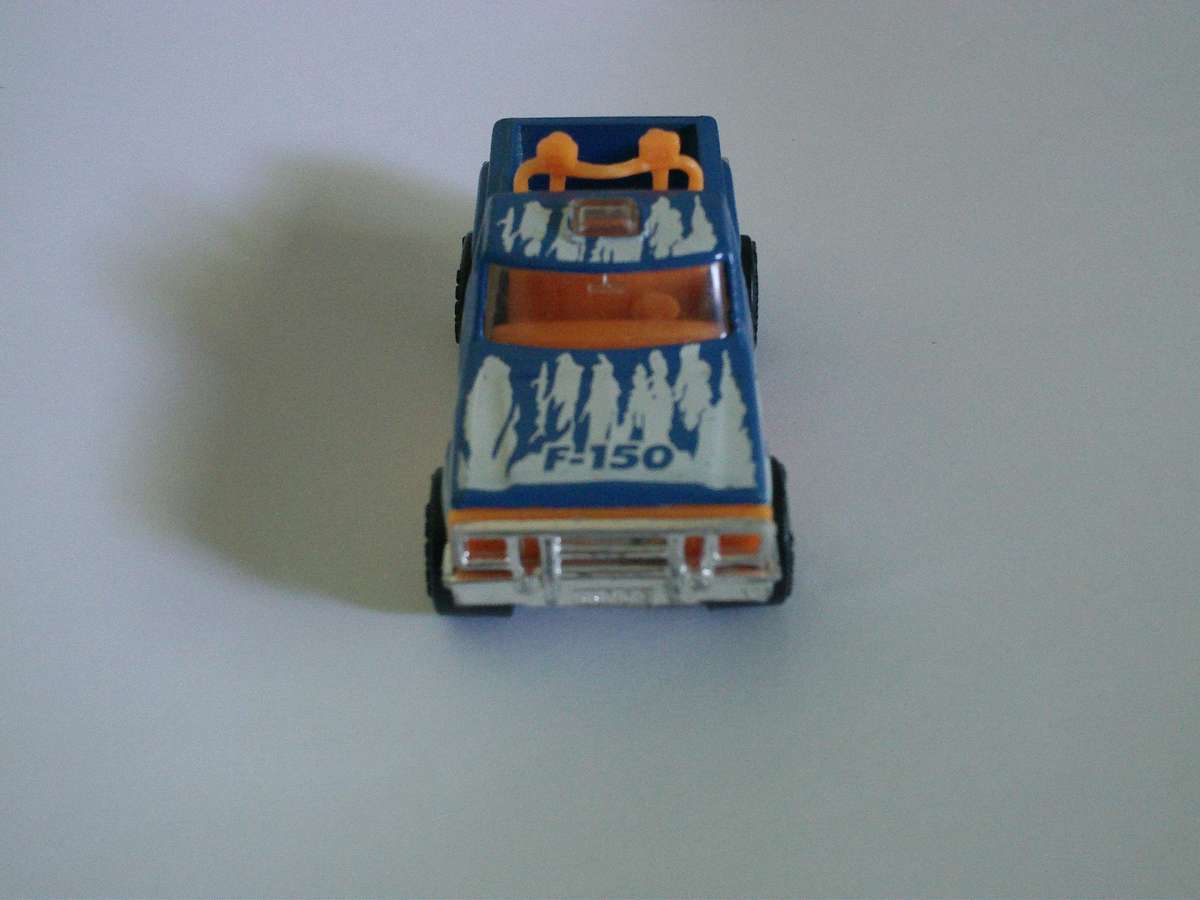 Matchbox MB55 Flareside Pickup China