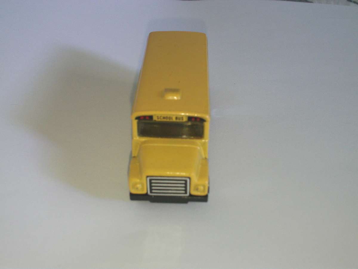 Matchbox MB47 School Bus 1985 China