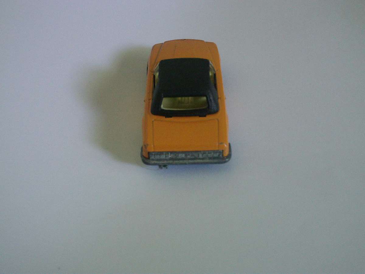 Matchbox Superfast Mercedes 350SL Lesney England #6e