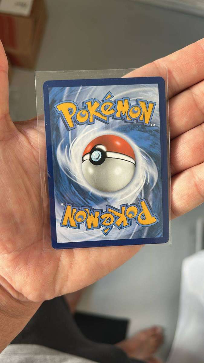 Pokémon Pikachu TCG VMAX Card TG17/TG30