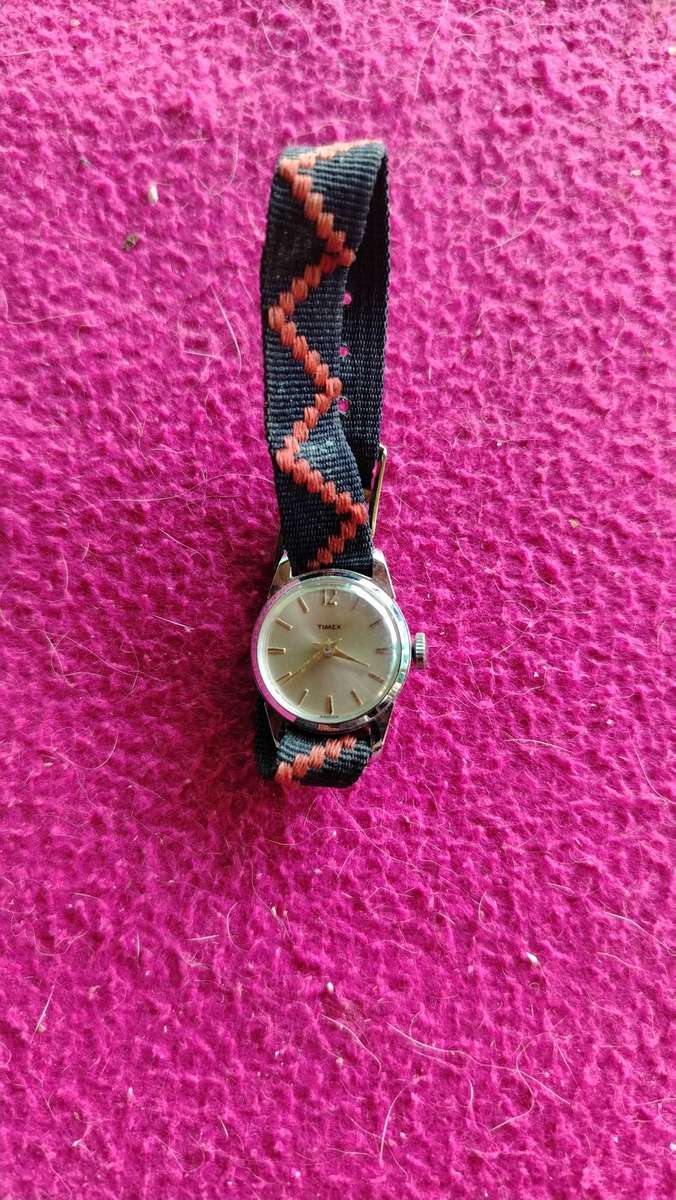 TIMEX LADIES WATCH