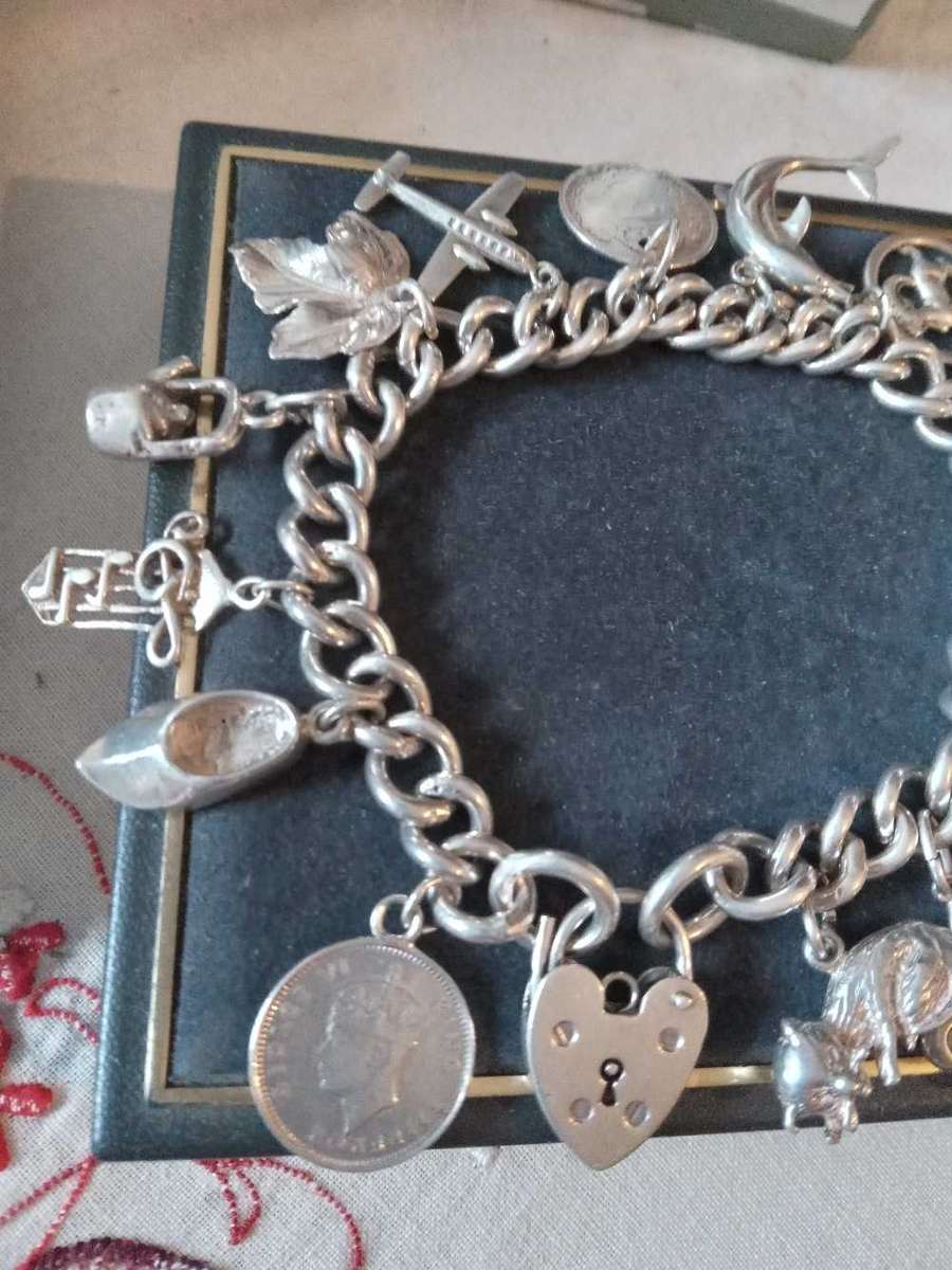Vintage Sterling Silver Charm Bracelet