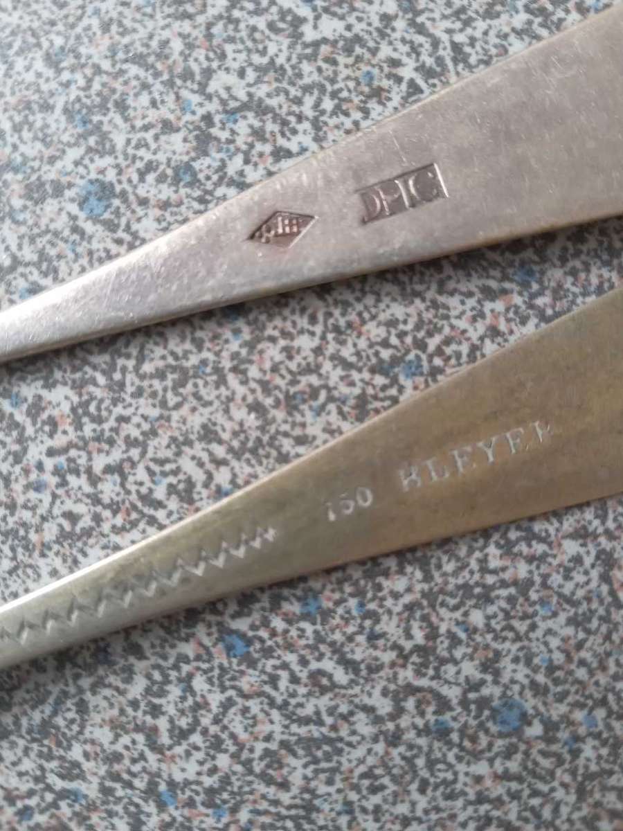 Two Antique Silver Teaspoons - (20.4g)