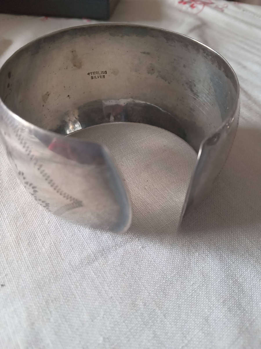 Rare Vintage Sterling Silver Etched Chinese Cuff Bangle
