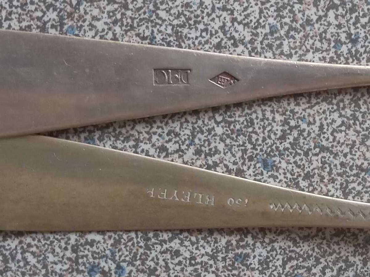 Two Antique Silver Teaspoons - (20.4g)