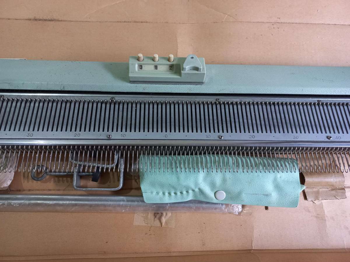 Portable Empisal Knitting Machine