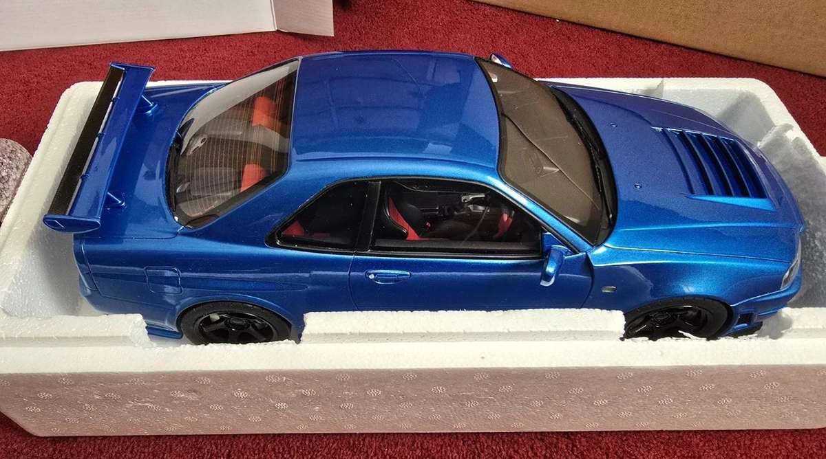 1:12 Nissan GT-R R34 Z-Tune Bayside blue metallic 2005 by OTTO mobile