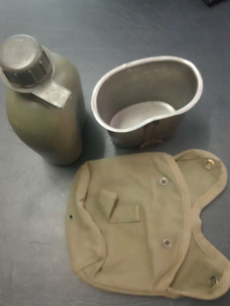SADF - Border war issue - Complete water bottle, fire bucket, canvass pouch